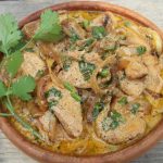 Нежная сочная курица в сметанном соусе