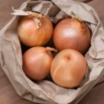 Как выбирать и хранить репчатый лук